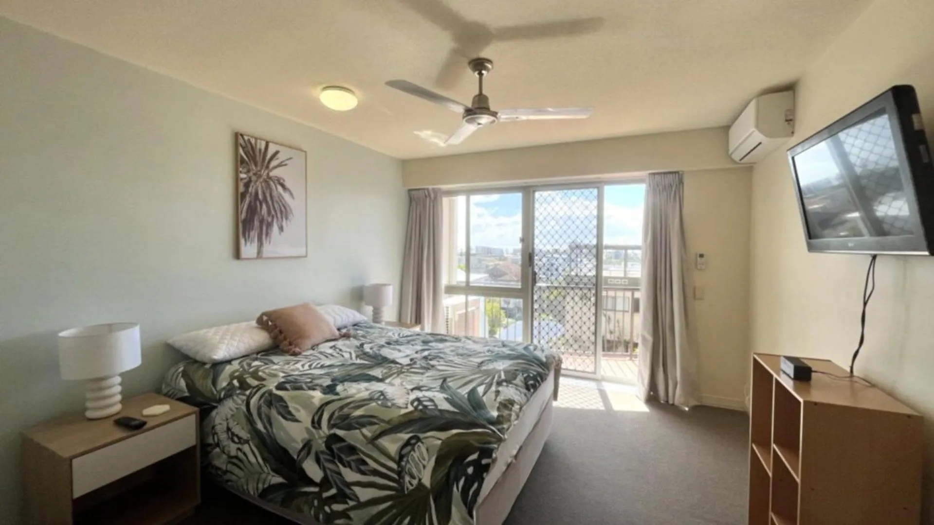 Highpoint Unit 2 Apartment Caloundra